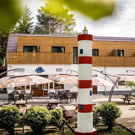 Penzion Labska Marina Подебрады Экстерьер фото